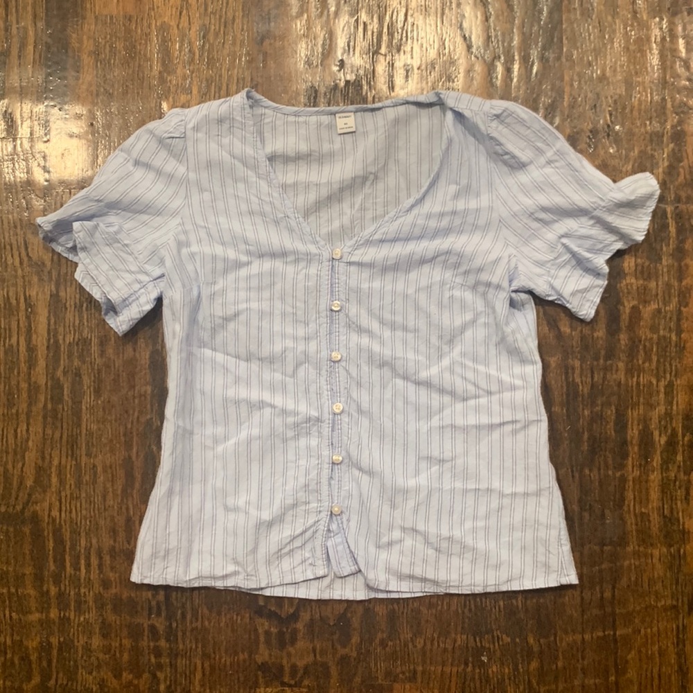 Old Navy blue and white top